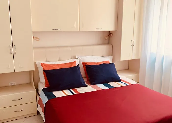Promo price - Need your opinion - Boutique Apartment Family Tree